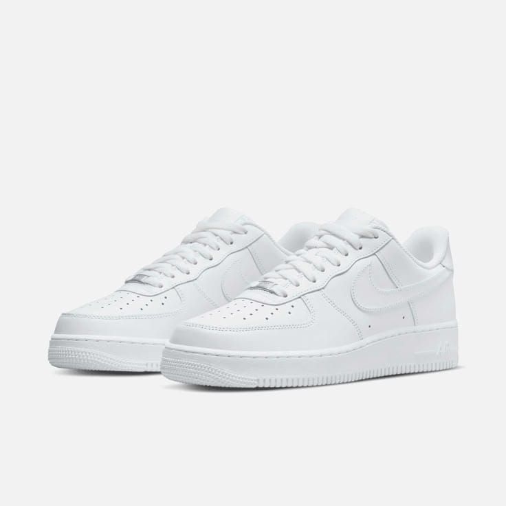 Nike Air Force 1 Low '07 Triple White - Side View